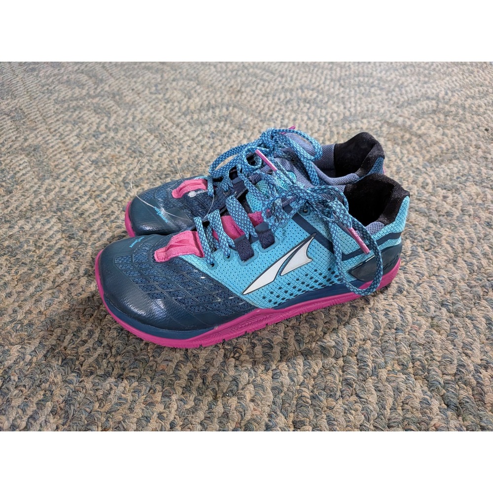 Altra Solstice Womens Blue Pink Zero Drop Running Shoes ALW1937G-62 Size 6